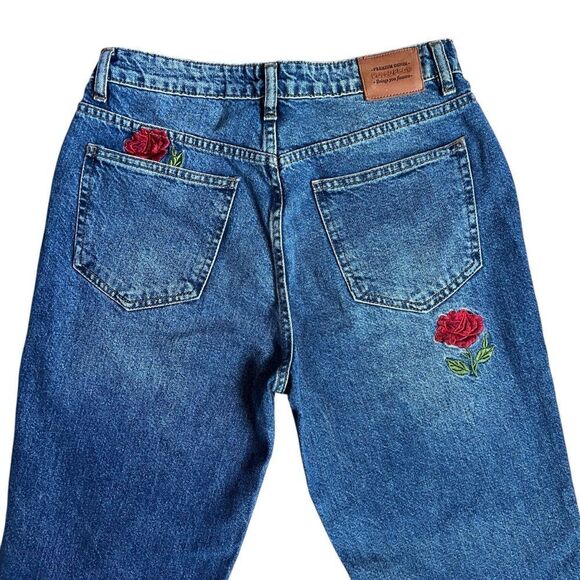 Pull&Bear Distressed Rose Embroidered Jeans Size 26 - Picture 4 of 9